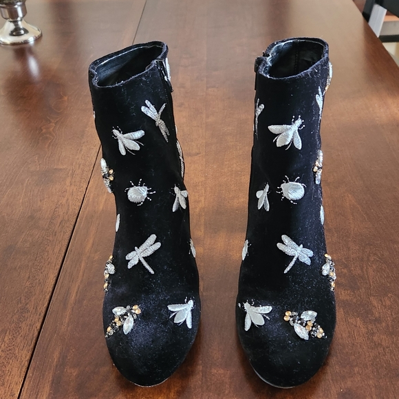 Embellished Boots Like New! - Picture 14 of 16